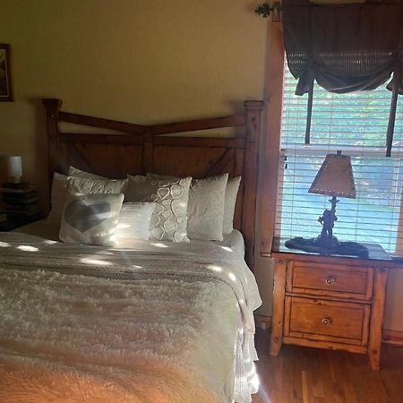 Homestead Retreat نيوبورت المظهر الخارجي الصورة