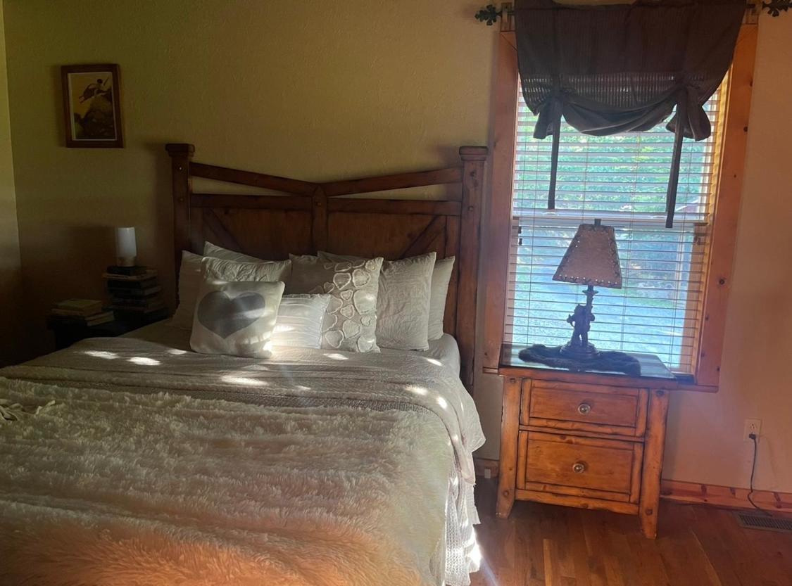 Homestead Retreat نيوبورت المظهر الخارجي الصورة