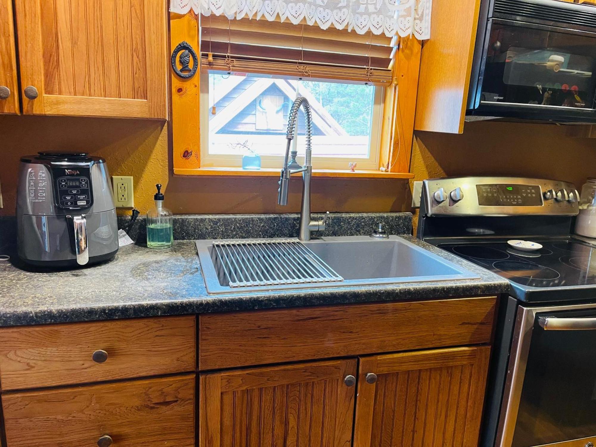 Homestead Retreat نيوبورت المظهر الخارجي الصورة